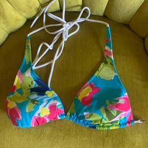 Abercrombie and fitch bikini top hardly worn